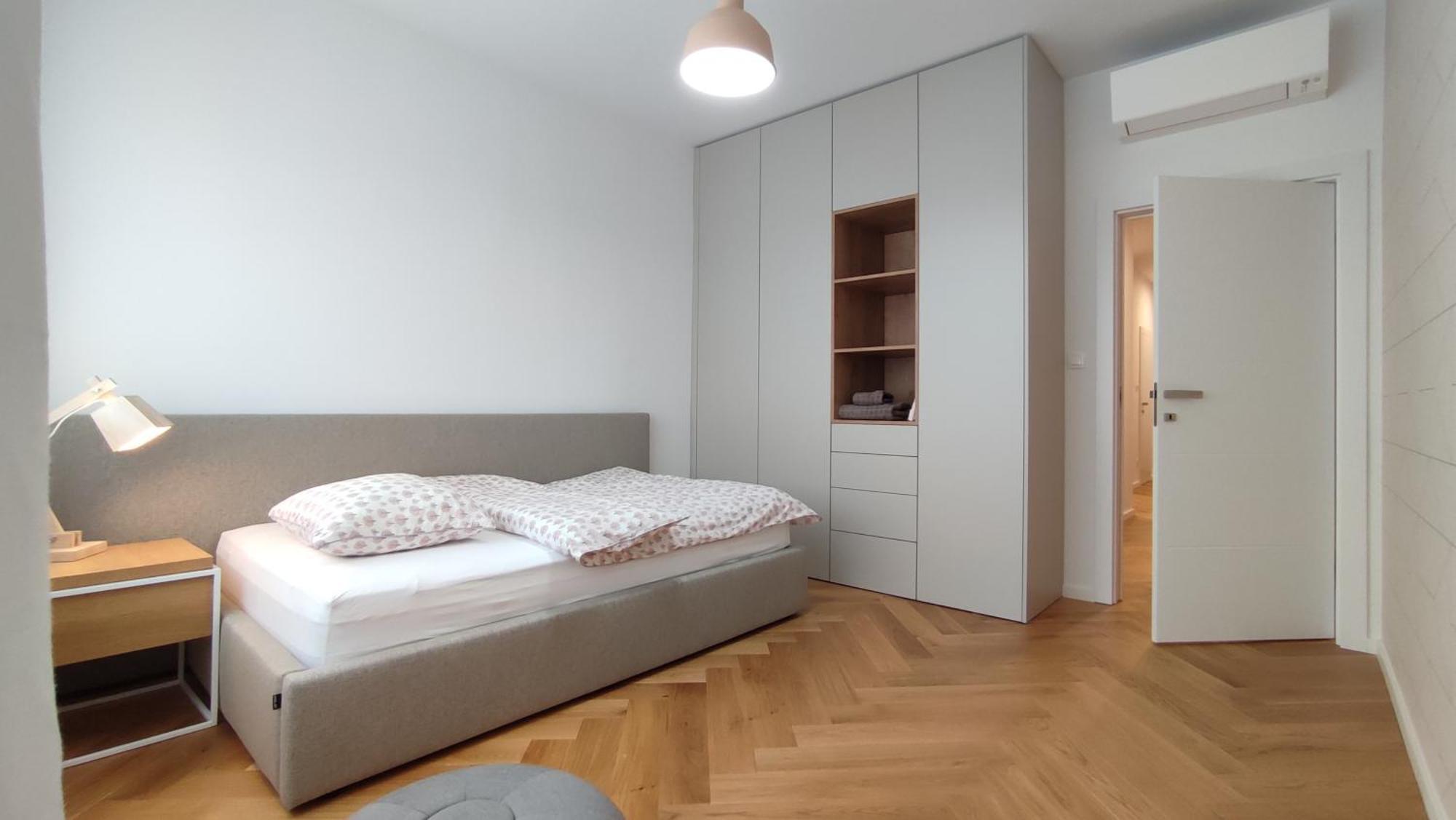 Bratislava Oldtown Apartment 130M2 ,60M2 Terrace And 2 Bathrooms المظهر الخارجي الصورة